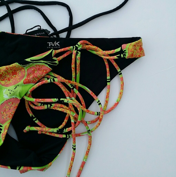 Tavik Swimwear 2 pc. Bathing Suit Top & Bottom L - Picture 4 of 8